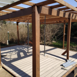 Abri de jardin en prolongement de votre pergola : astuces et idées Saint-Louis